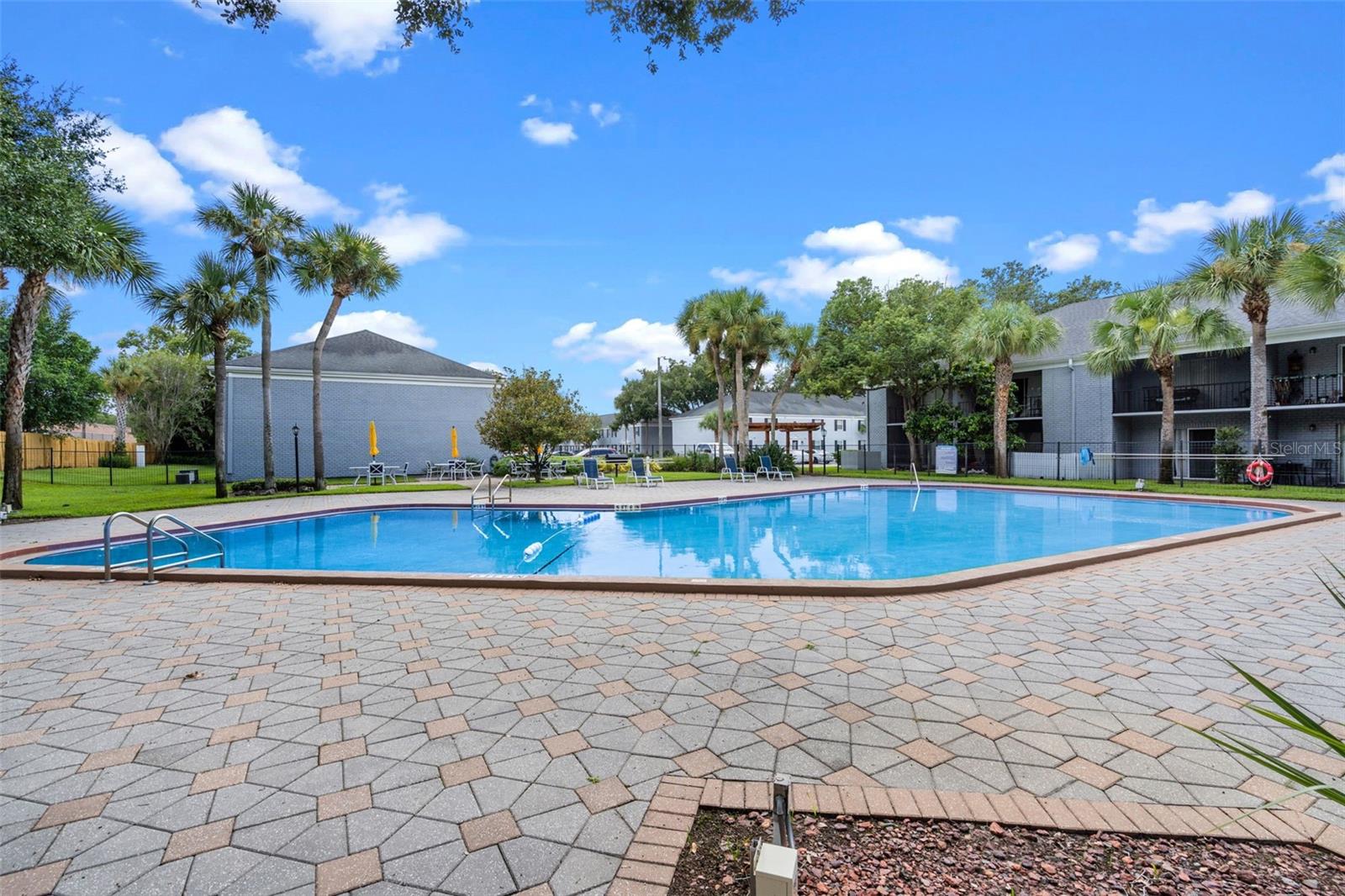 Image 21 of 32 For 291 Lewfield Circle 291