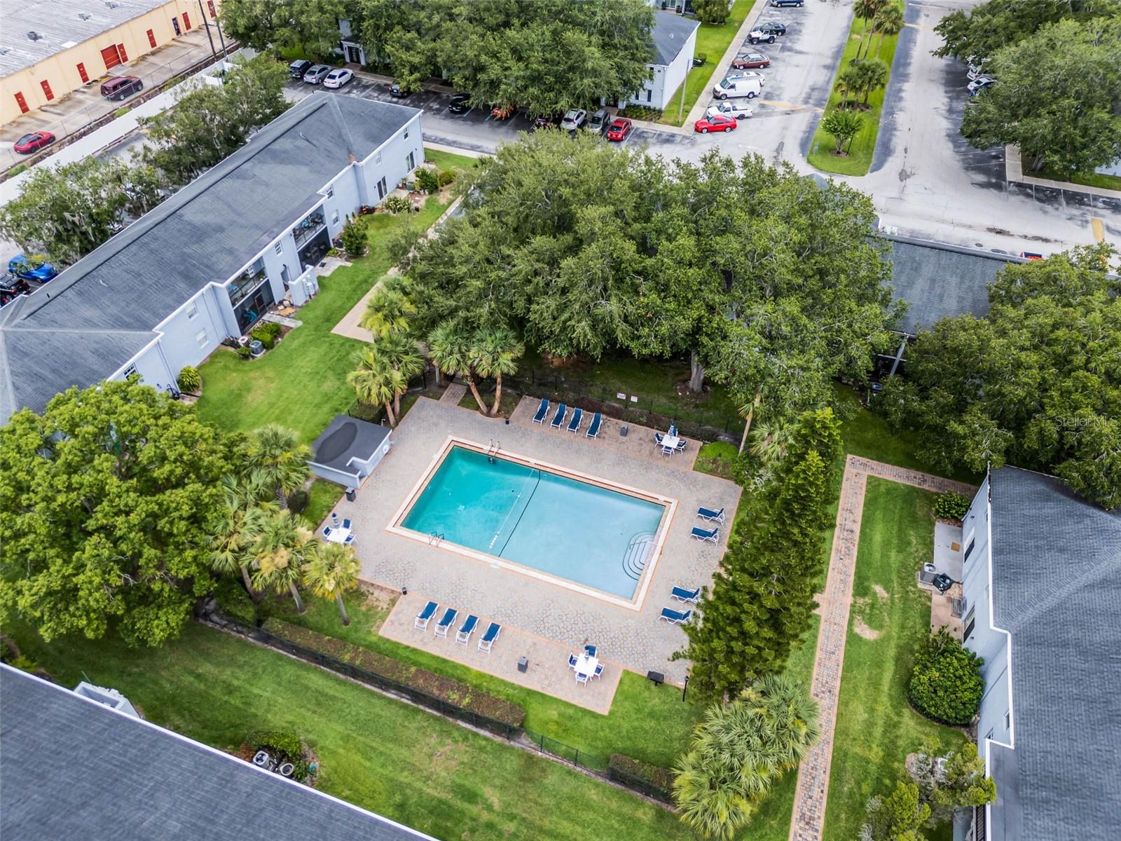 Image 28 of 32 For 291 Lewfield Circle 291