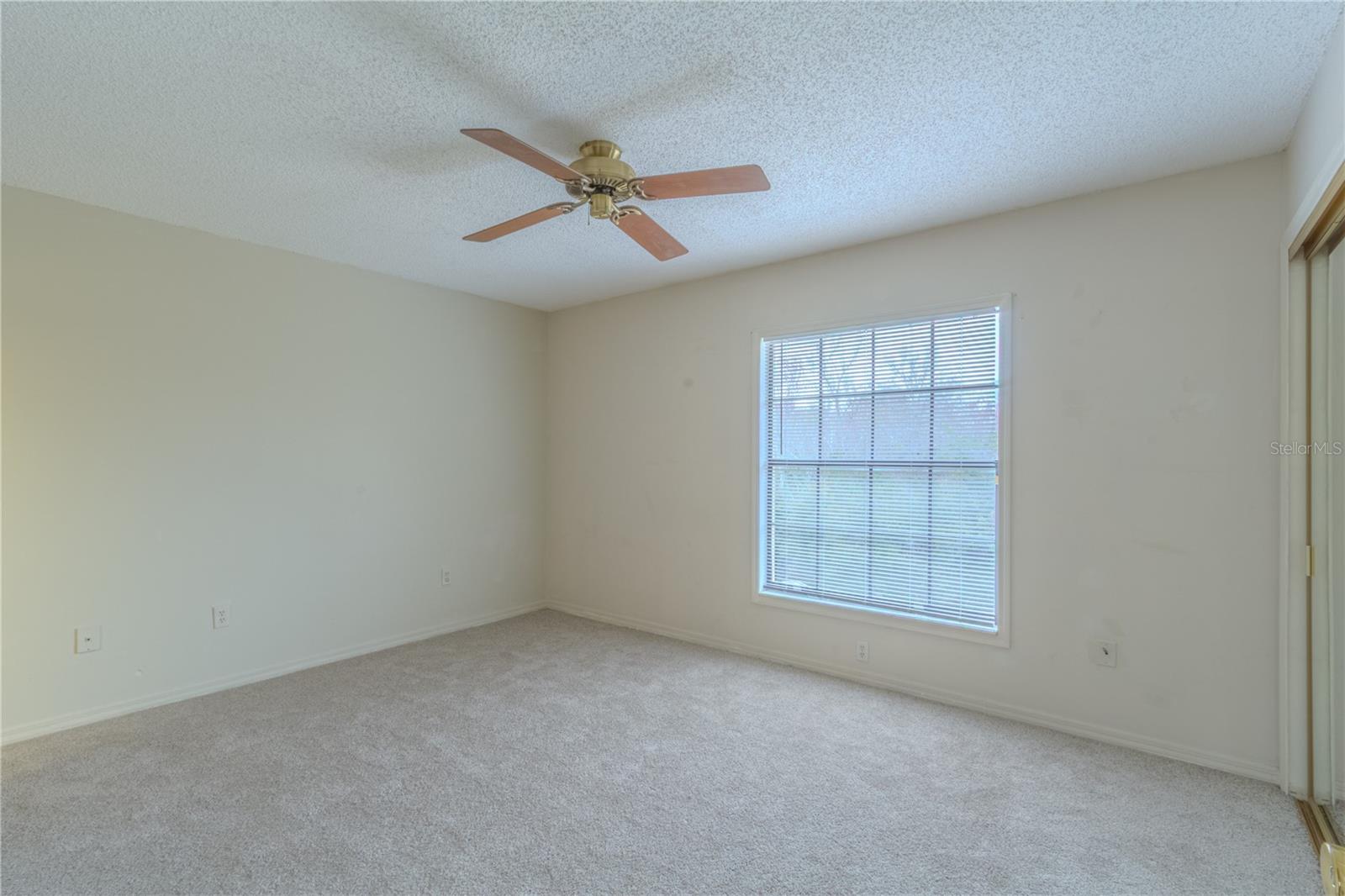 Image 10 of 20 For 3262 Oak Lake Place 139