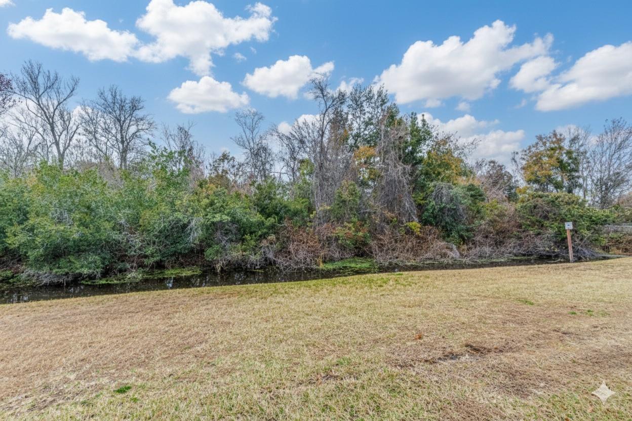 Image 19 of 20 For 3262 Oak Lake Place 139