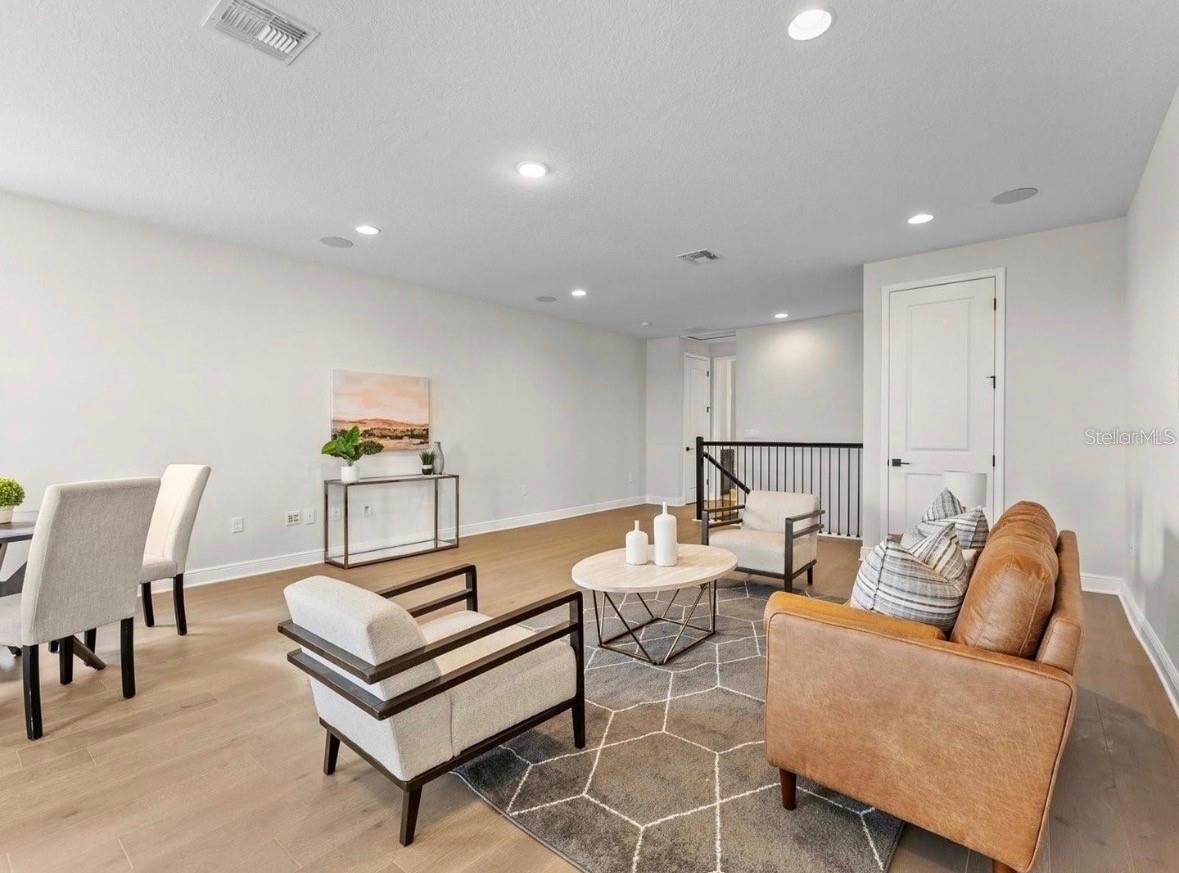 Image 11 of 20 For 16013 Vetta Drive