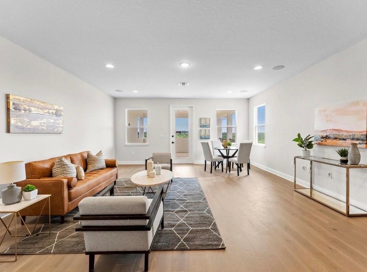 Image 12 of 20 For 16013 Vetta Drive