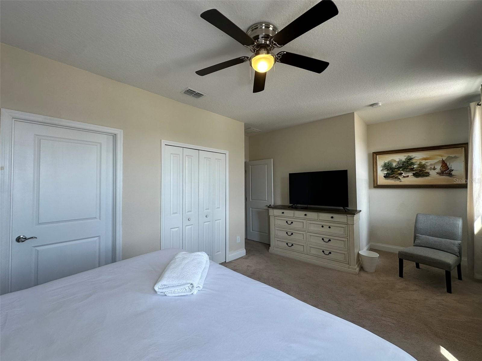 Image 14 of 31 For 186 Captiva Drive