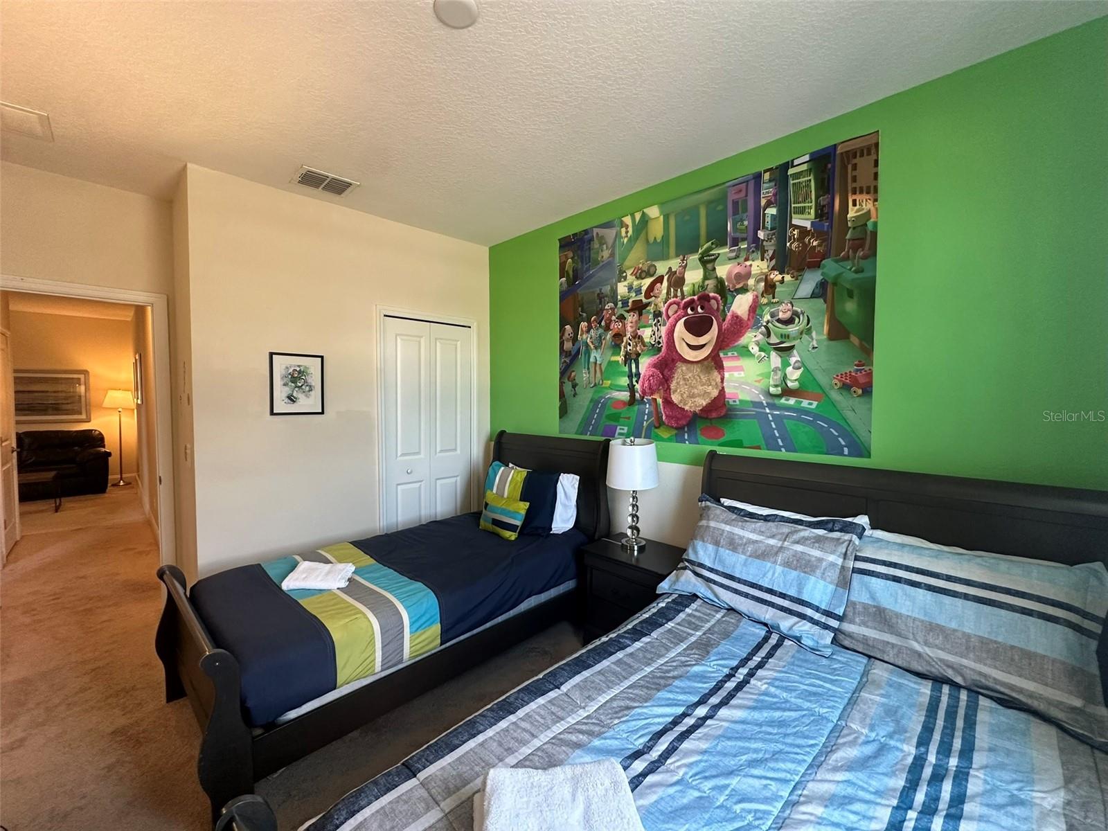 Image 18 of 31 For 186 Captiva Drive