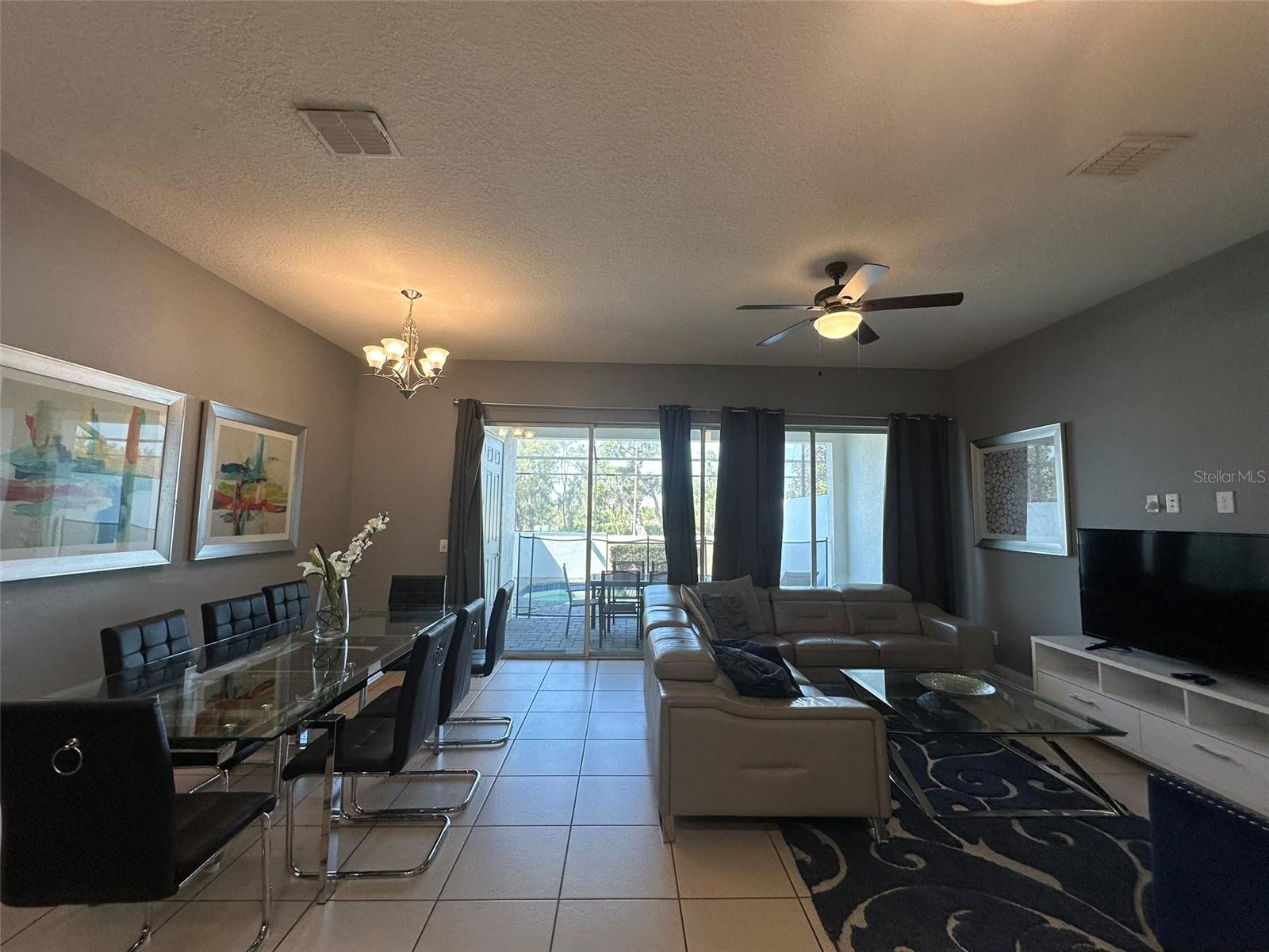 Image 23 of 31 For 186 Captiva Drive