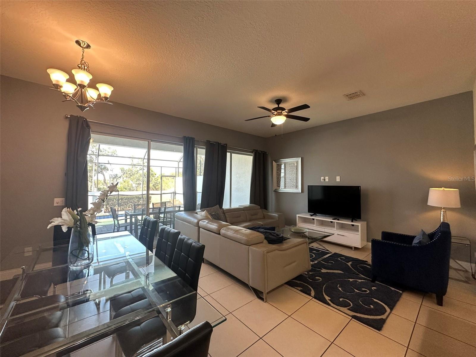 Image 24 of 31 For 186 Captiva Drive