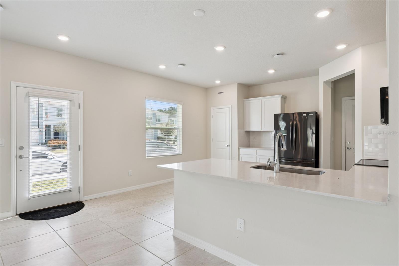 Image 10 of 28 For 4501 Sparkling Shell Avenue