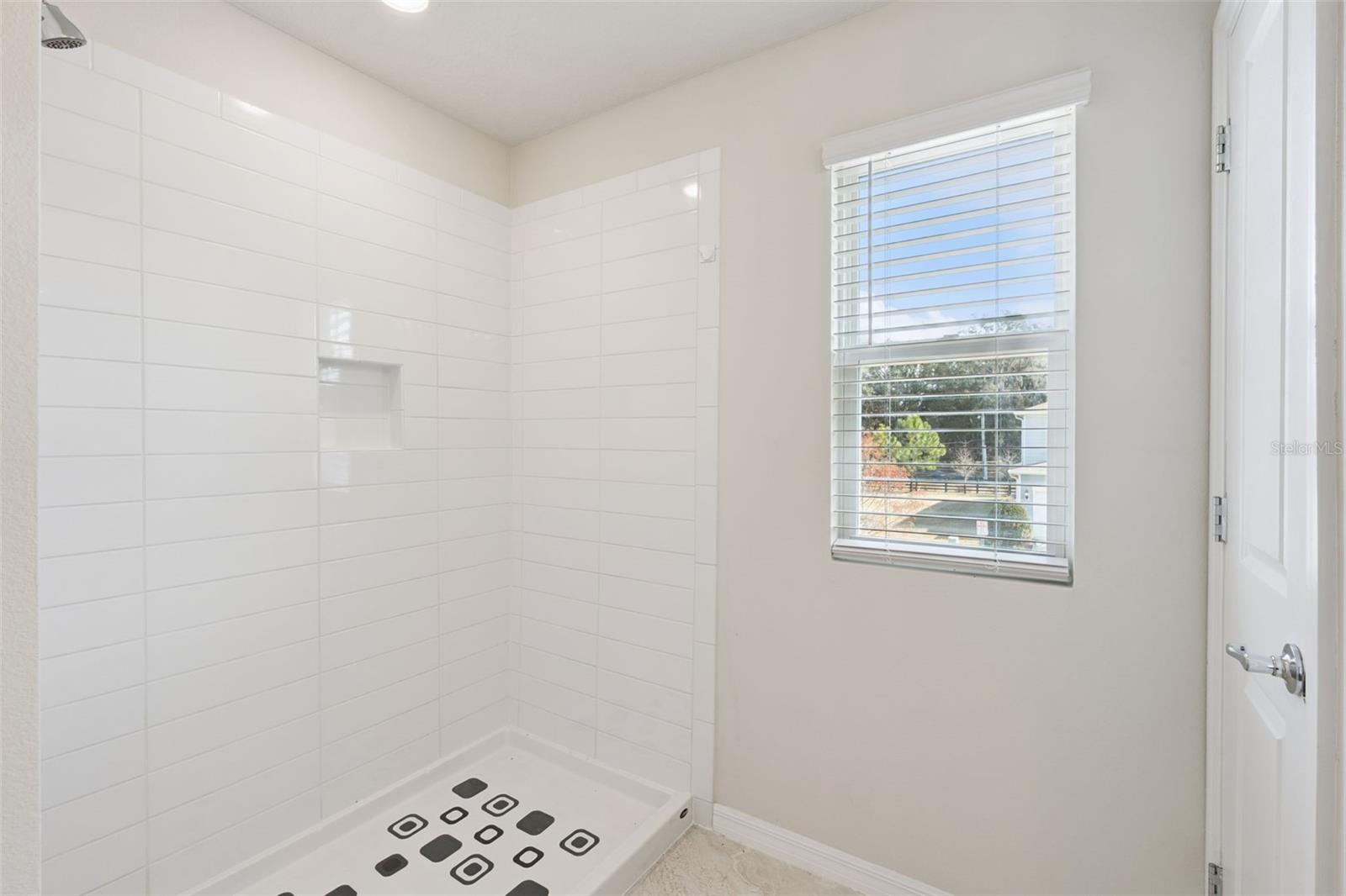 Image 23 of 28 For 4501 Sparkling Shell Avenue