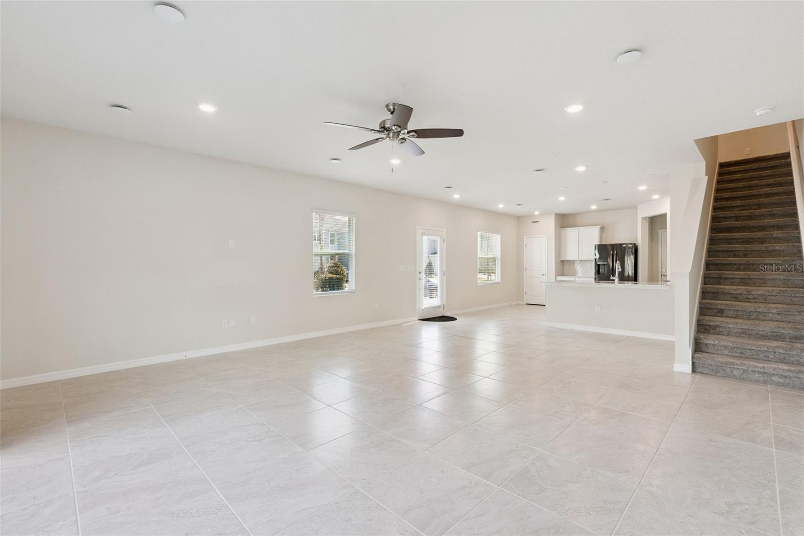 Image 6 of 28 For 4501 Sparkling Shell Avenue