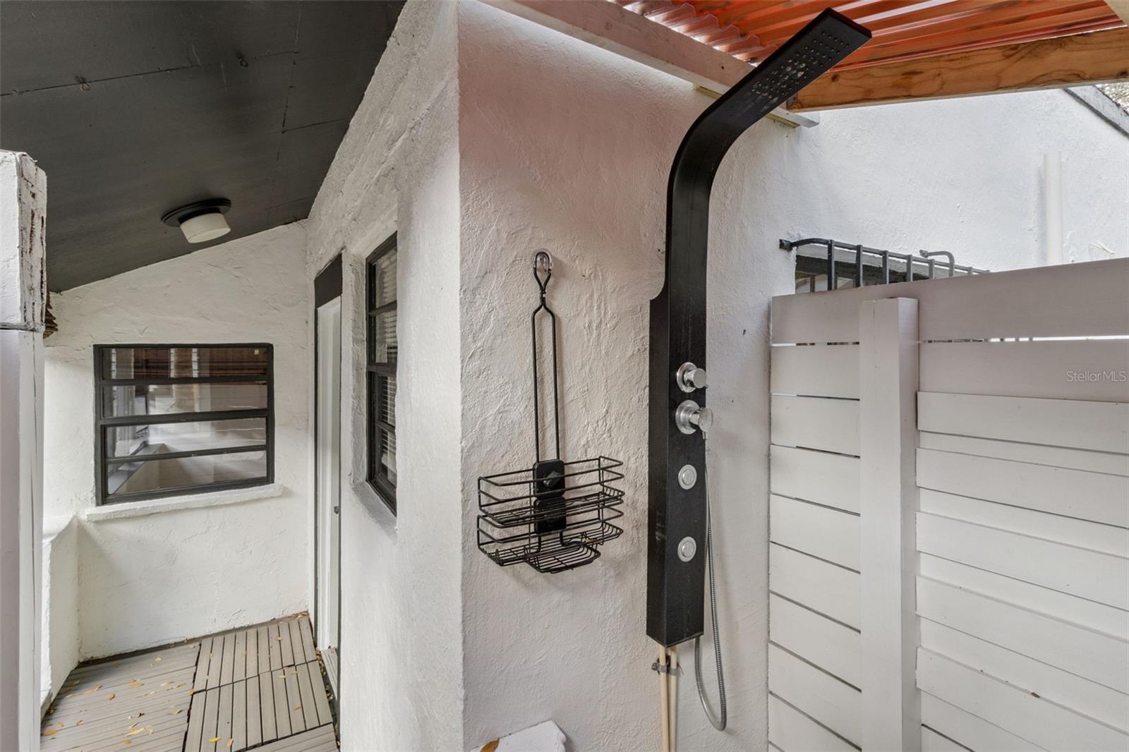 Image 38 of 63 For 926 Shadowlawn Avenue