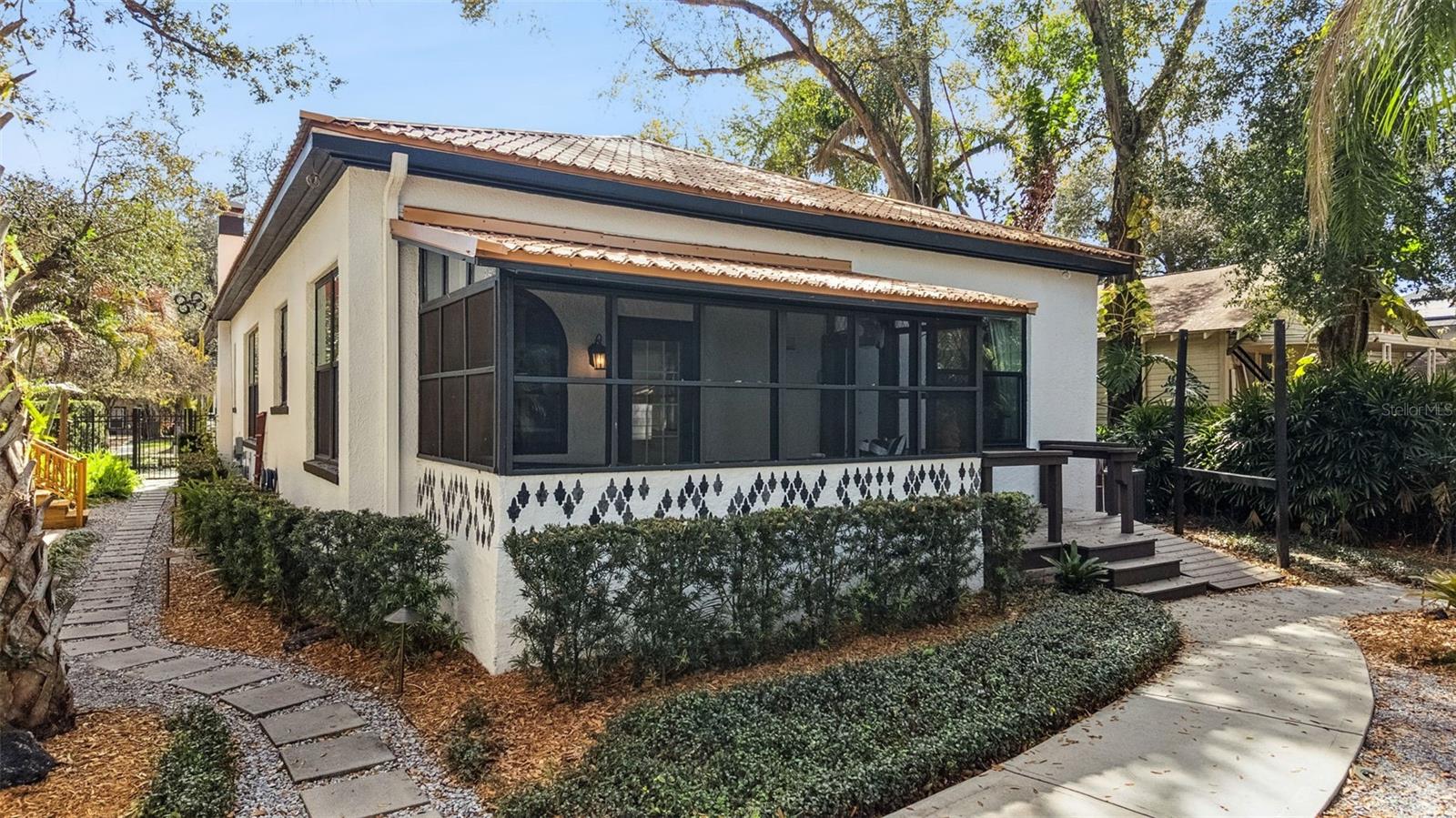 Image 45 of 63 For 926 Shadowlawn Avenue