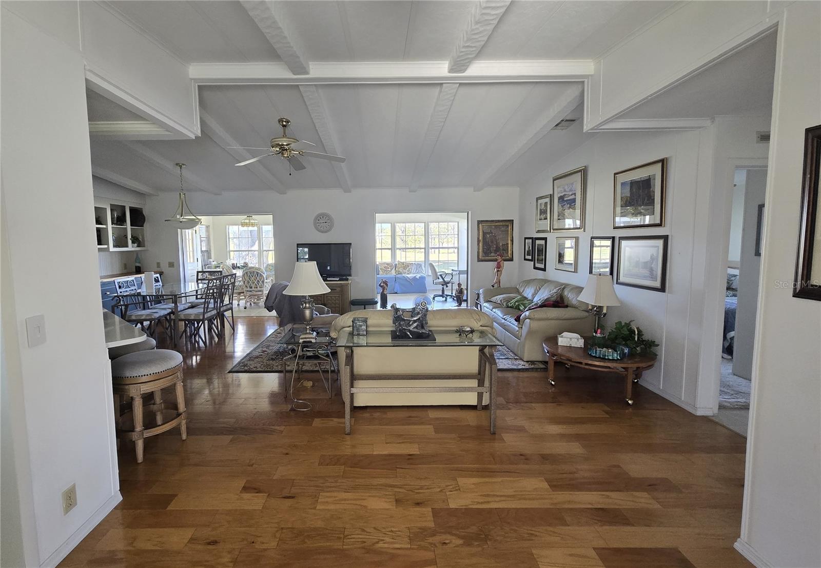 Image 7 of 32 For 3405 Overlook Road 1623