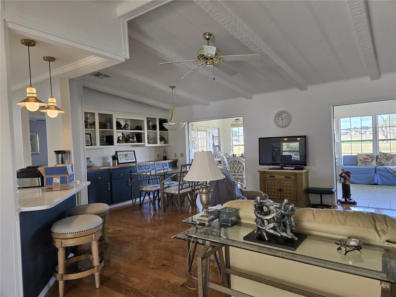 Image 9 of 32 For 3405 Overlook Road 1623