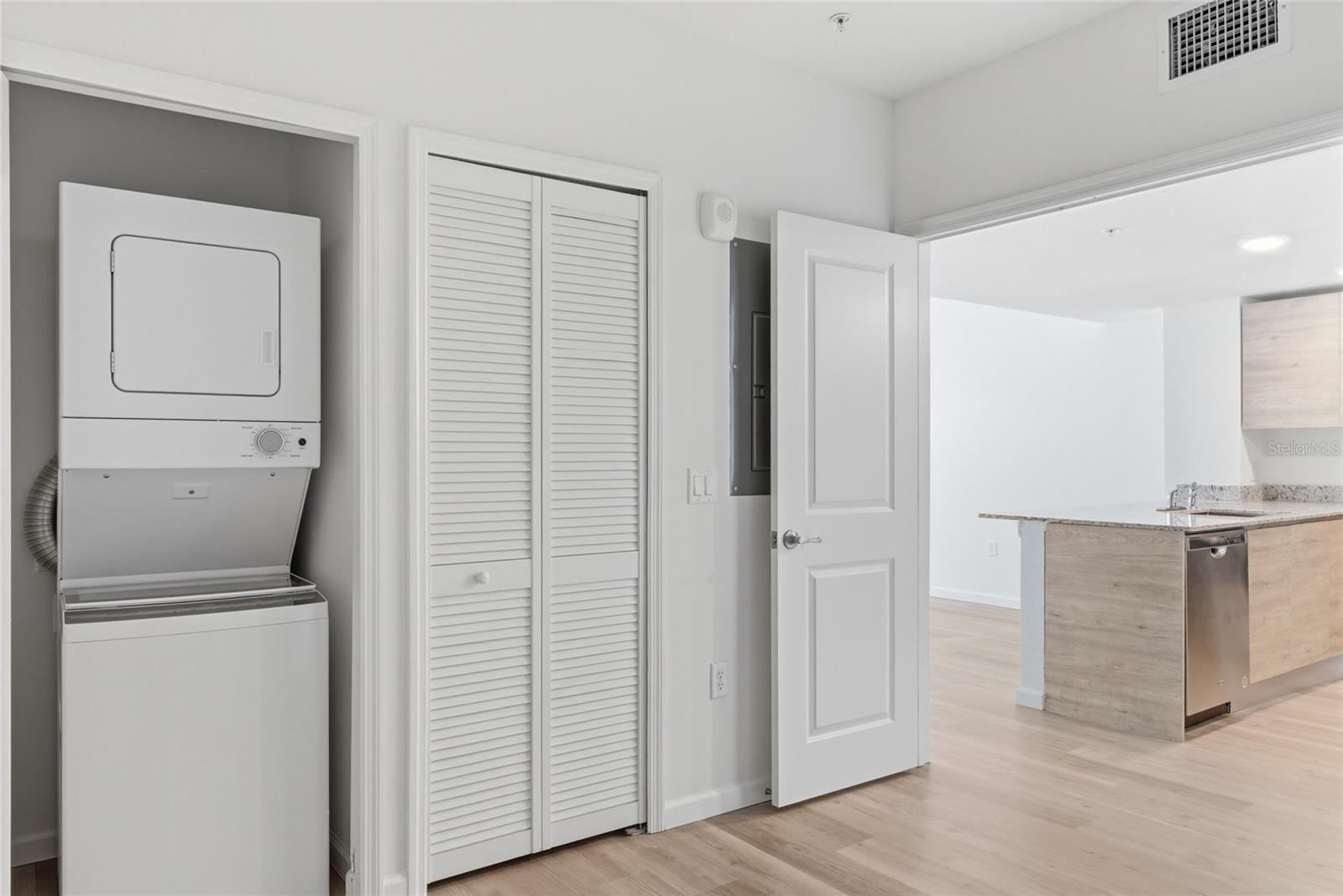 Image 15 of 24 For 1230 Southstation Place 311