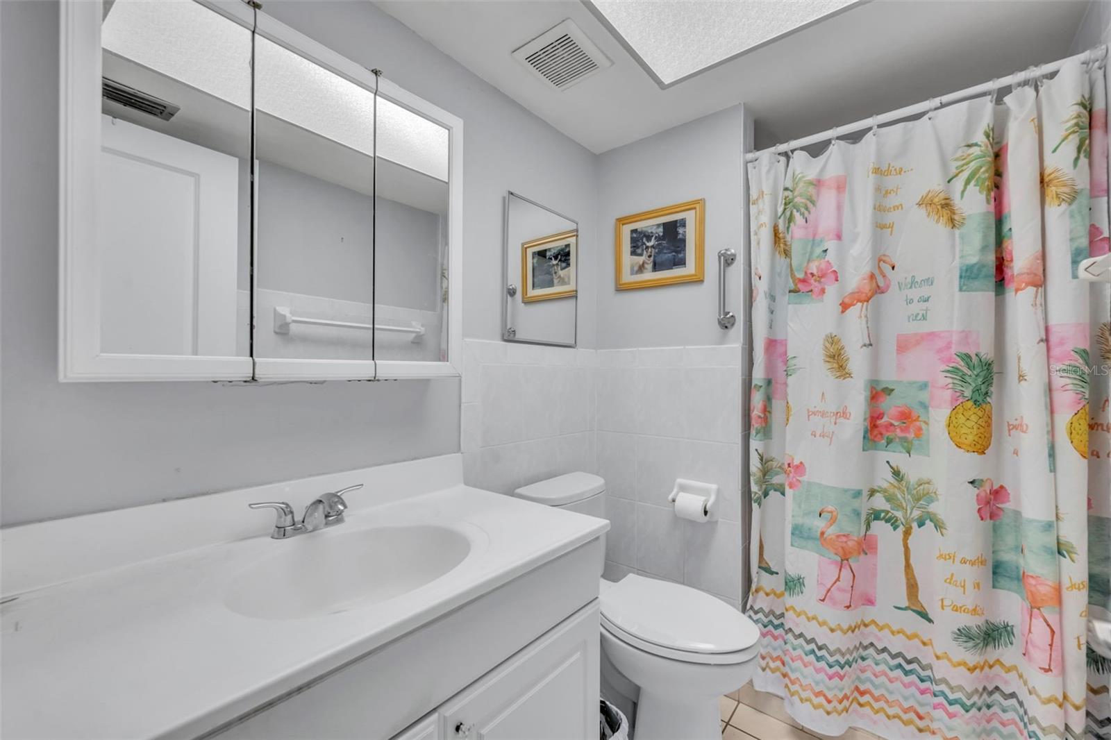 Image 20 of 29 For 451 Oak Haven Drive