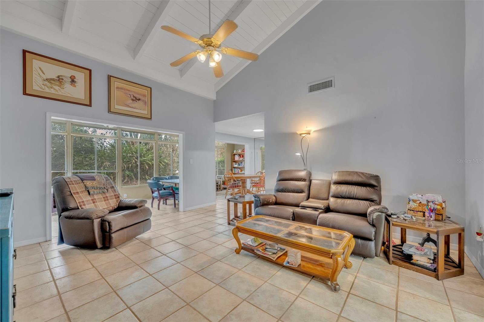 Image 5 of 29 For 451 Oak Haven Drive