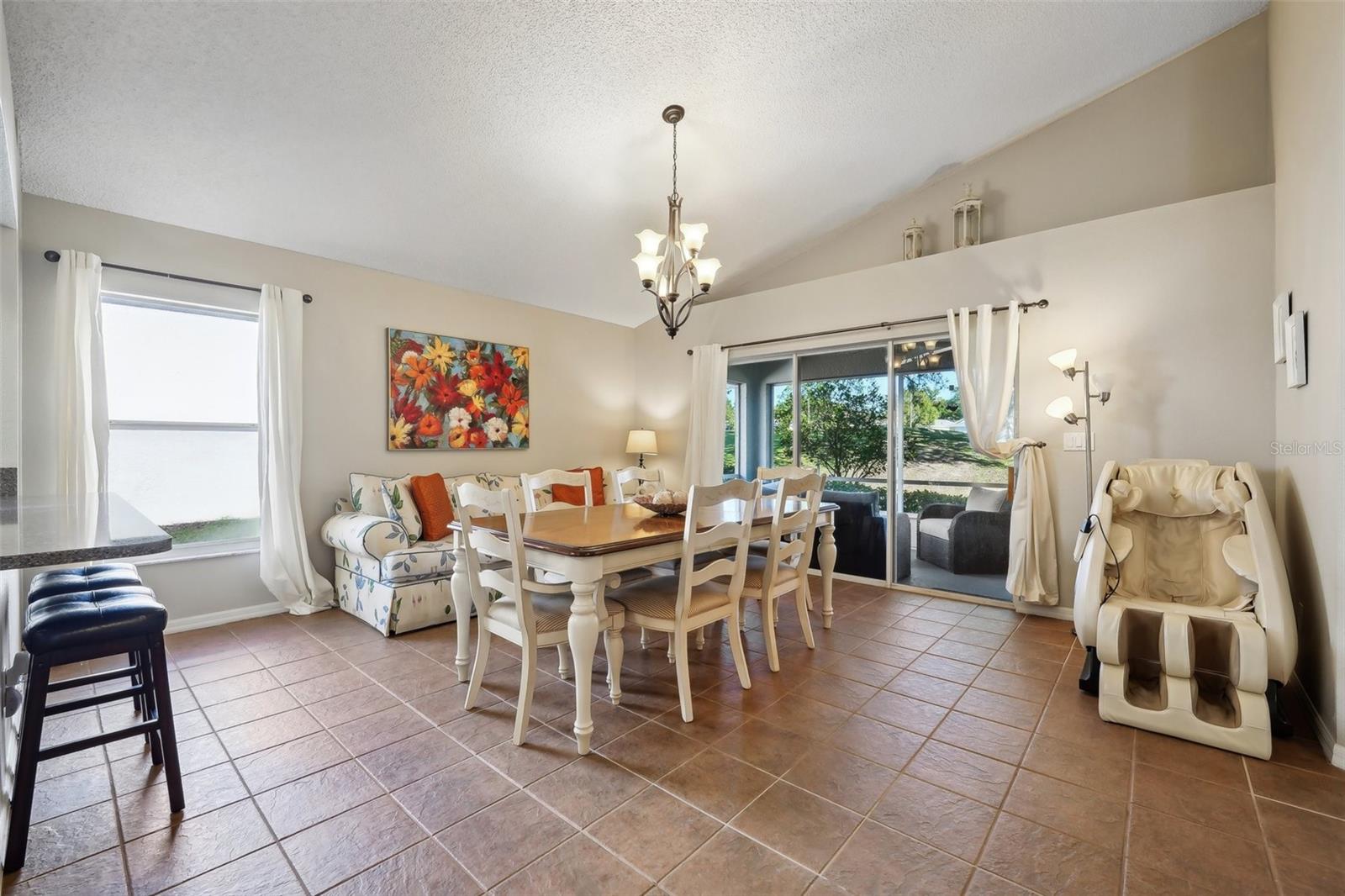 Image 10 of 34 For 2302 Edmonton Court