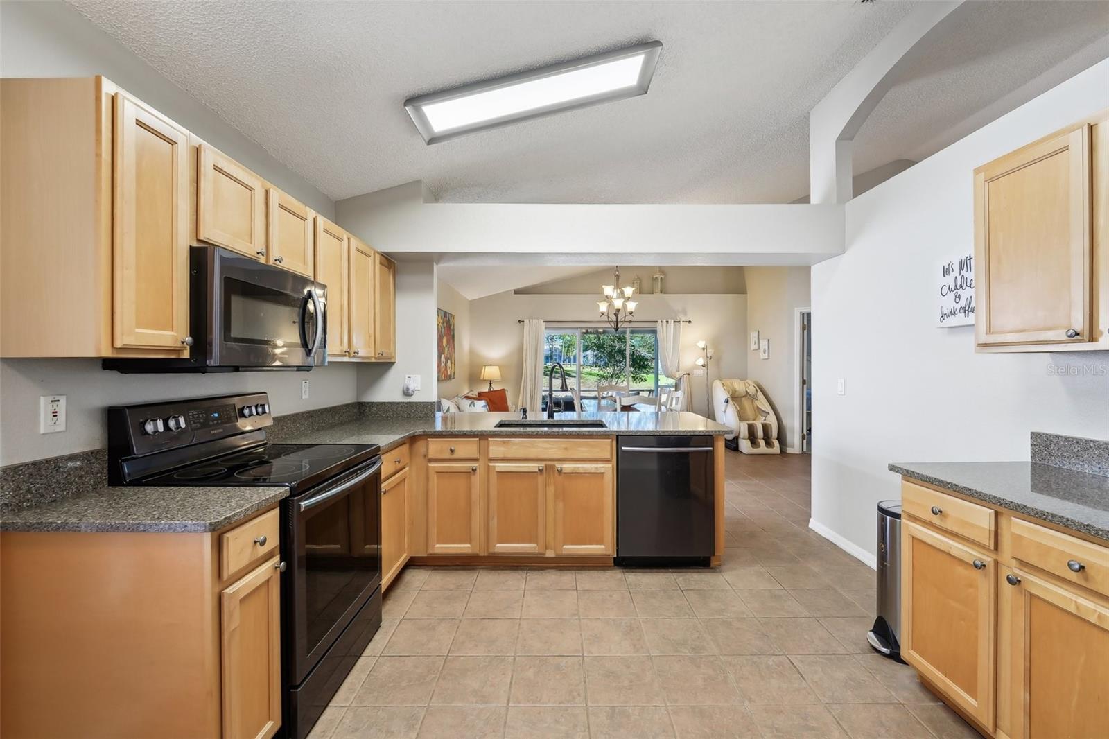 Image 11 of 34 For 2302 Edmonton Court