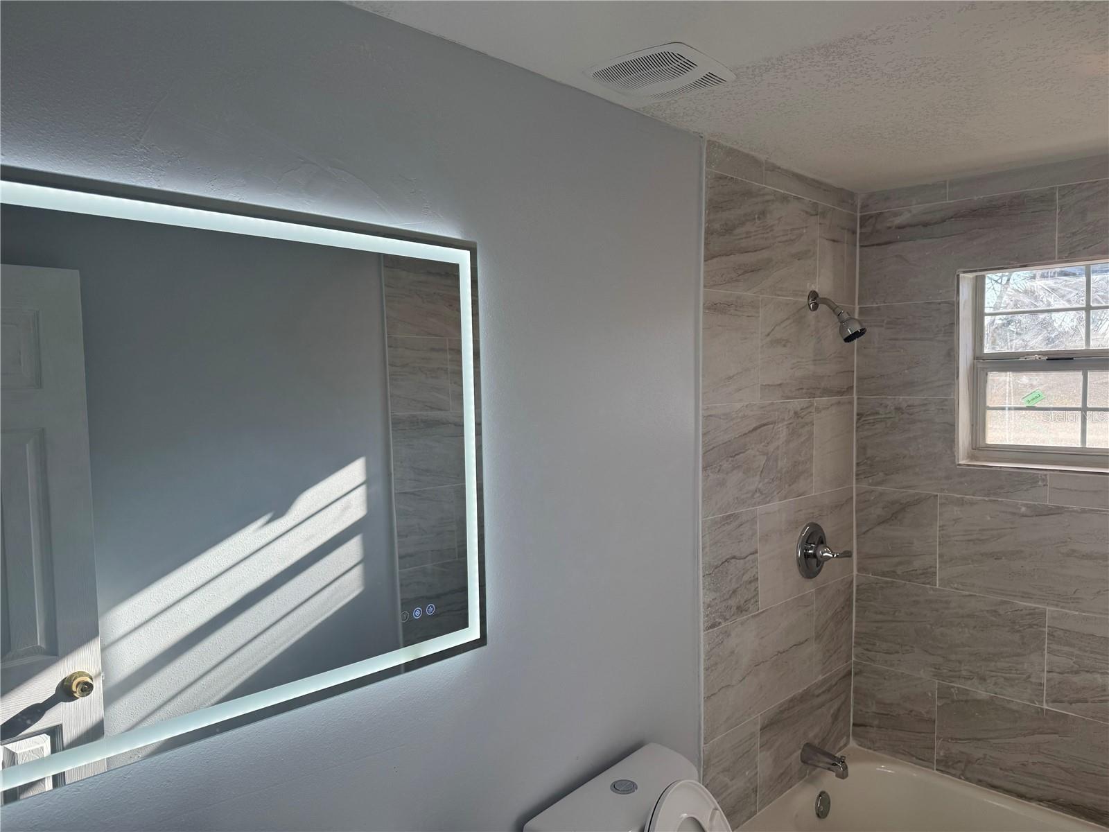 Image 9 of 23 For 135 Bob Thomas Circle