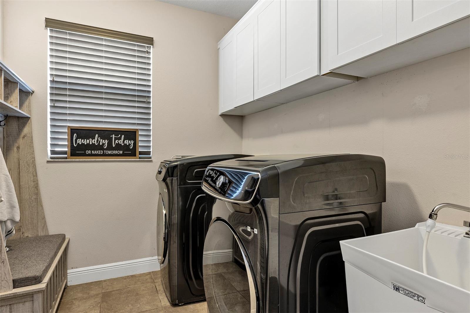 Image 43 of 54 For 16228 Mead Street