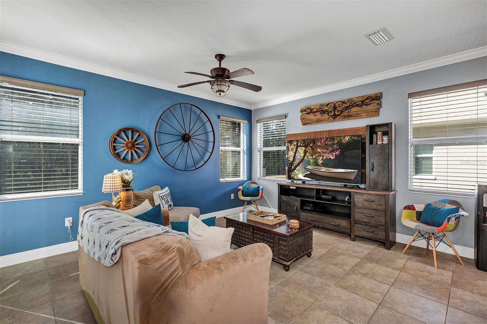 Image 9 of 54 For 16228 Mead Street