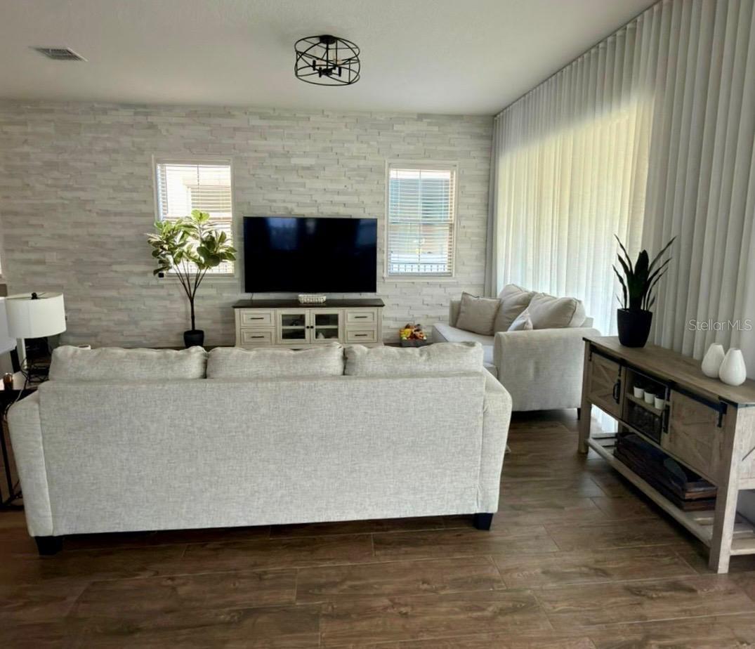 Image 12 of 32 For 10362 Macduff Drive