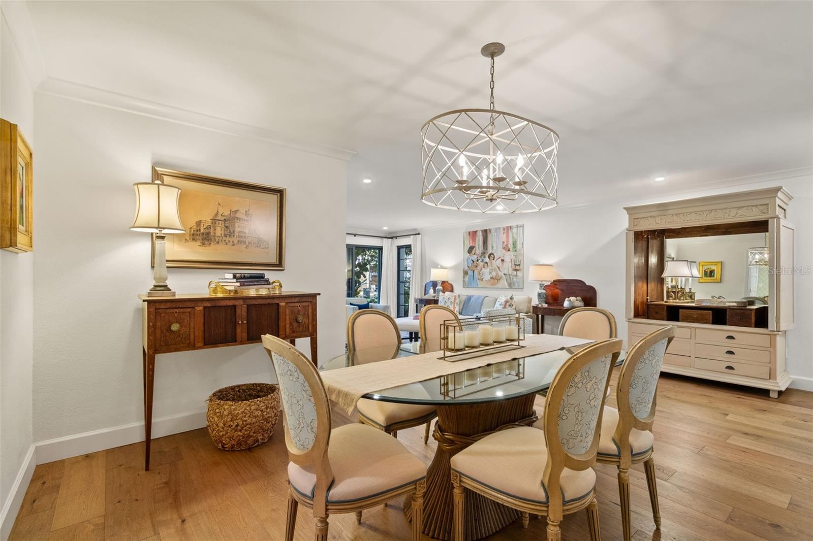 Image 12 of 53 For 100 Interlachen Avenue 101