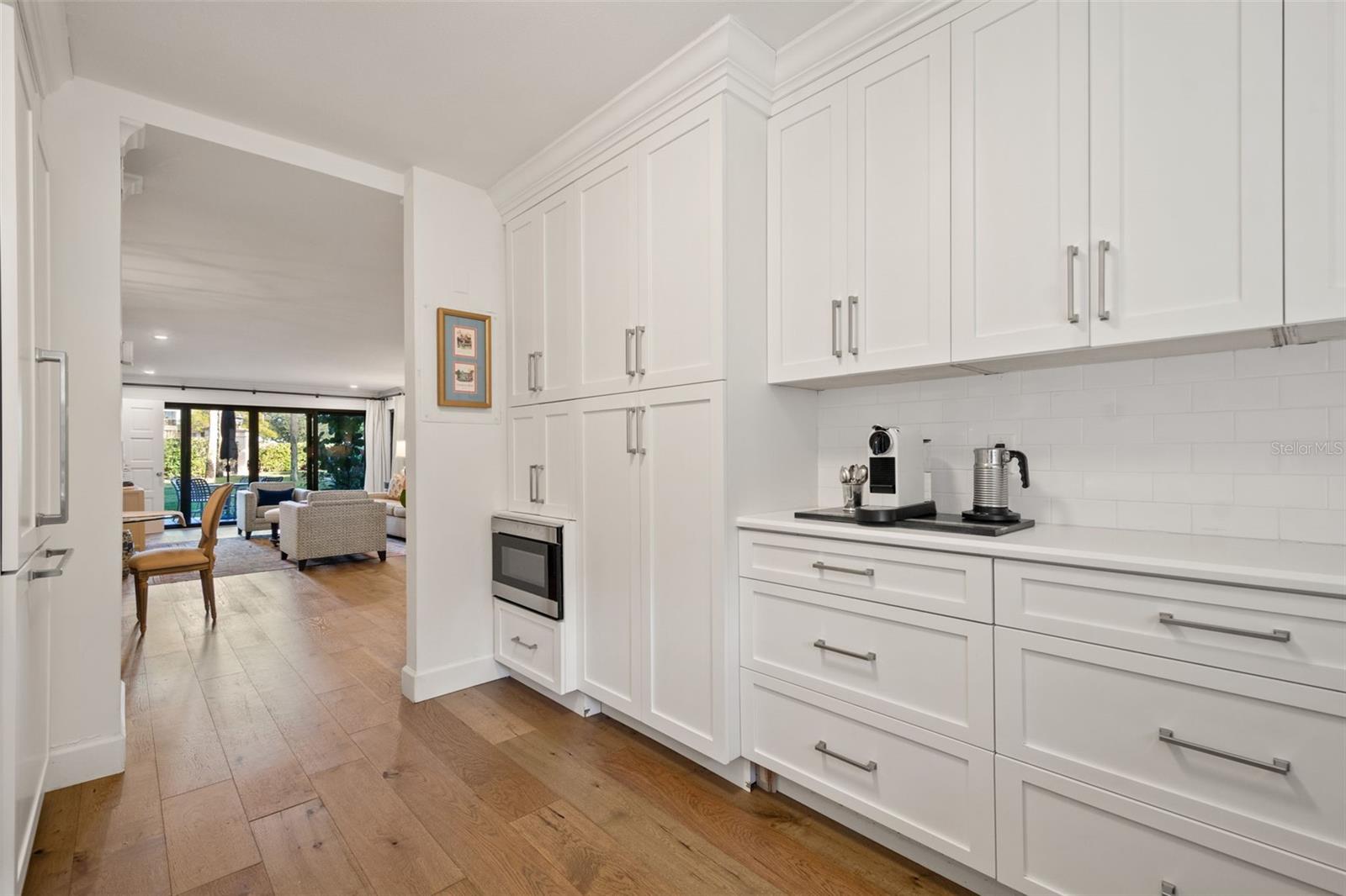 Image 19 of 53 For 100 Interlachen Avenue 101