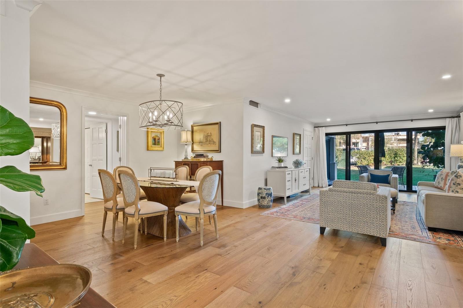 Image 20 of 53 For 100 Interlachen Avenue 101