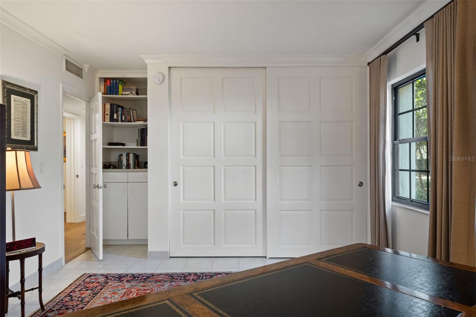 Image 24 of 53 For 100 Interlachen Avenue 101