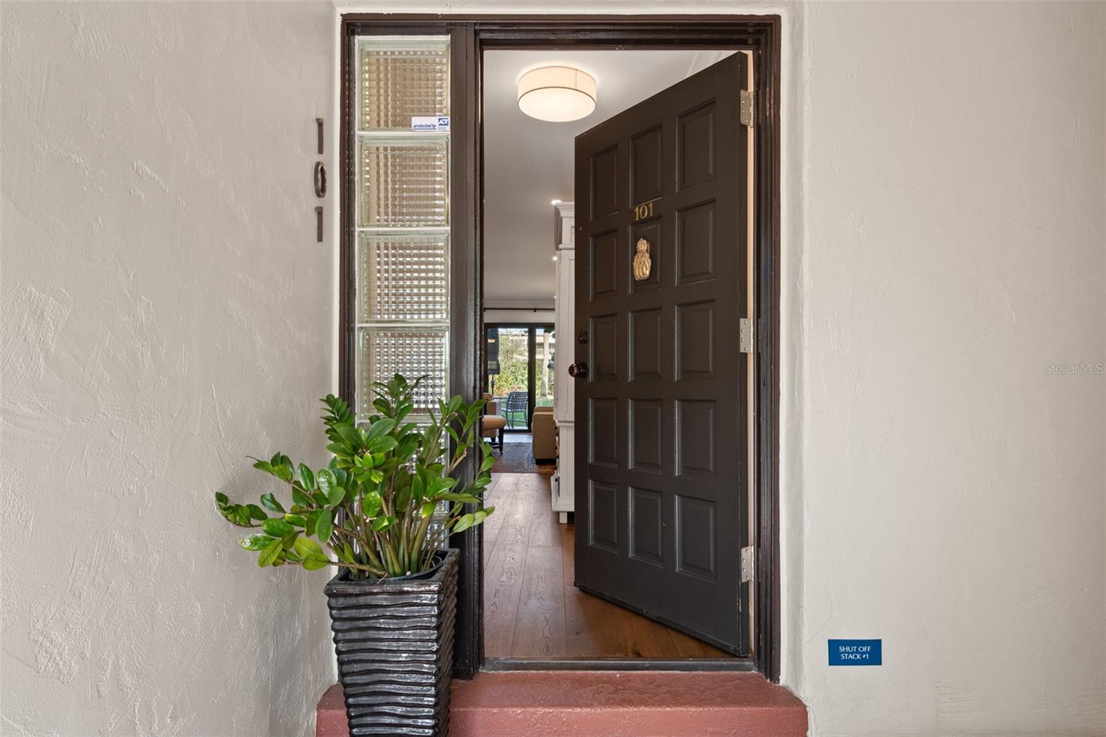 Image 3 of 53 For 100 Interlachen Avenue 101