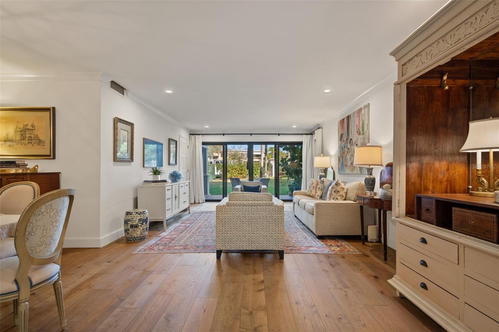 Image 4 of 53 For 100 Interlachen Avenue 101