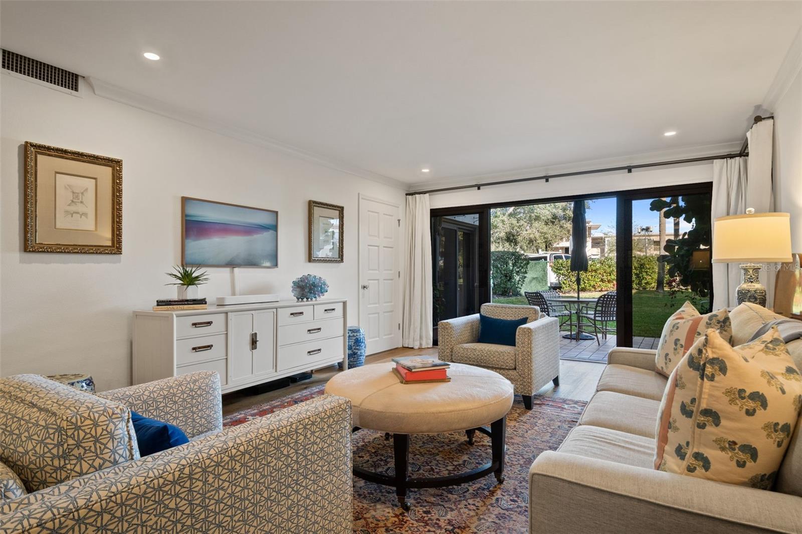 Image 7 of 53 For 100 Interlachen Avenue 101