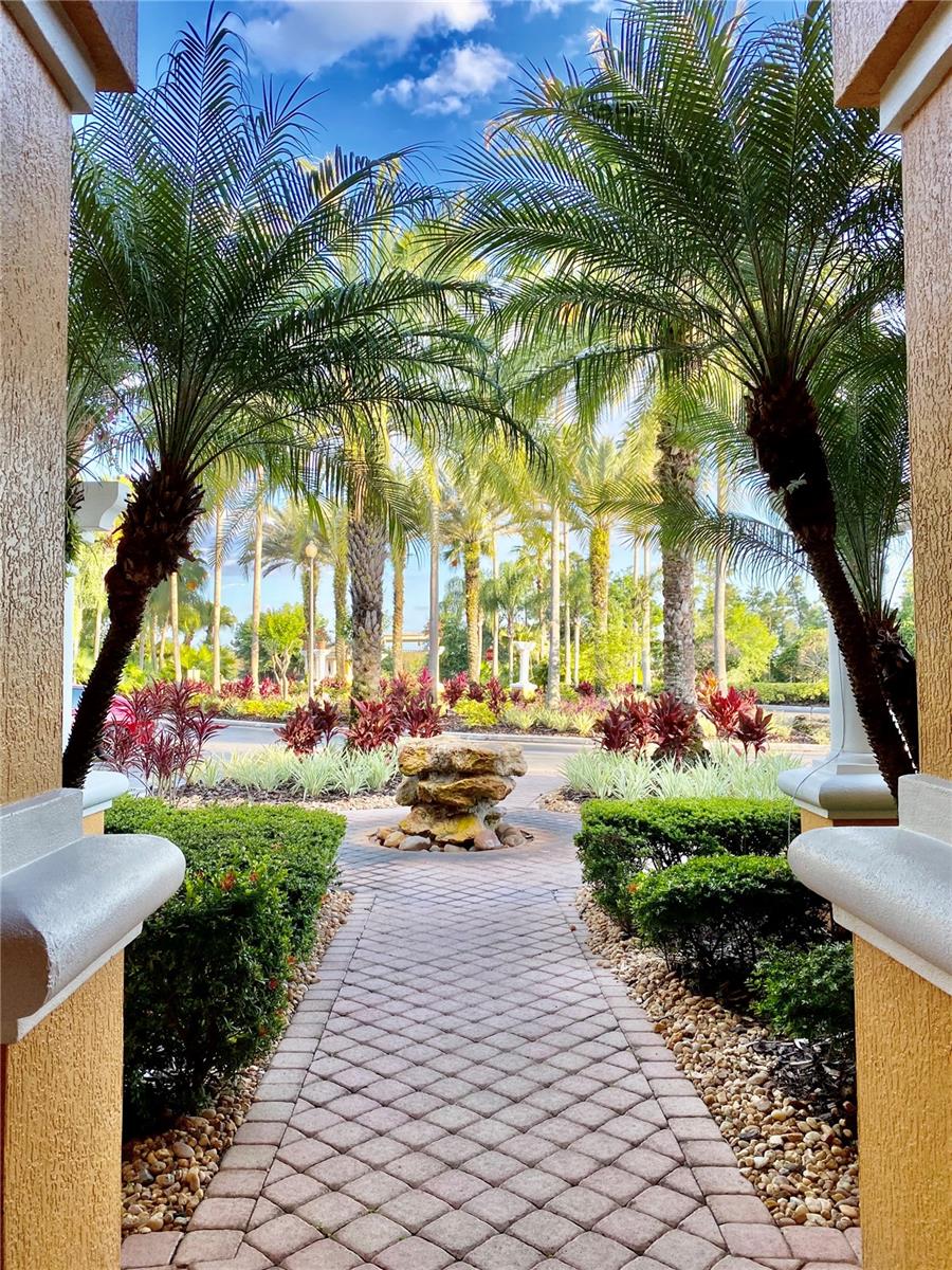 Image 3 of 23 For 5479 Vineland Road 9211