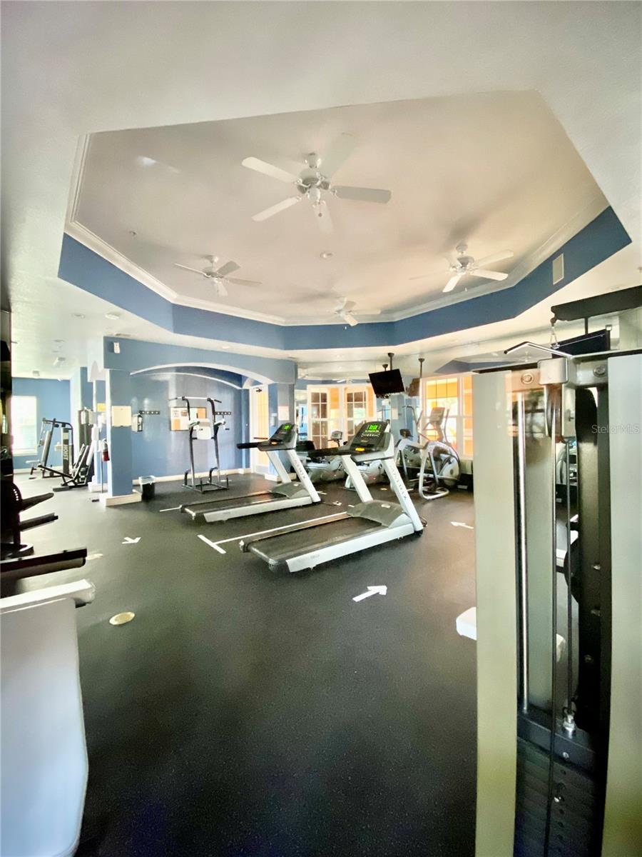 Image 7 of 23 For 5479 Vineland Road 9211