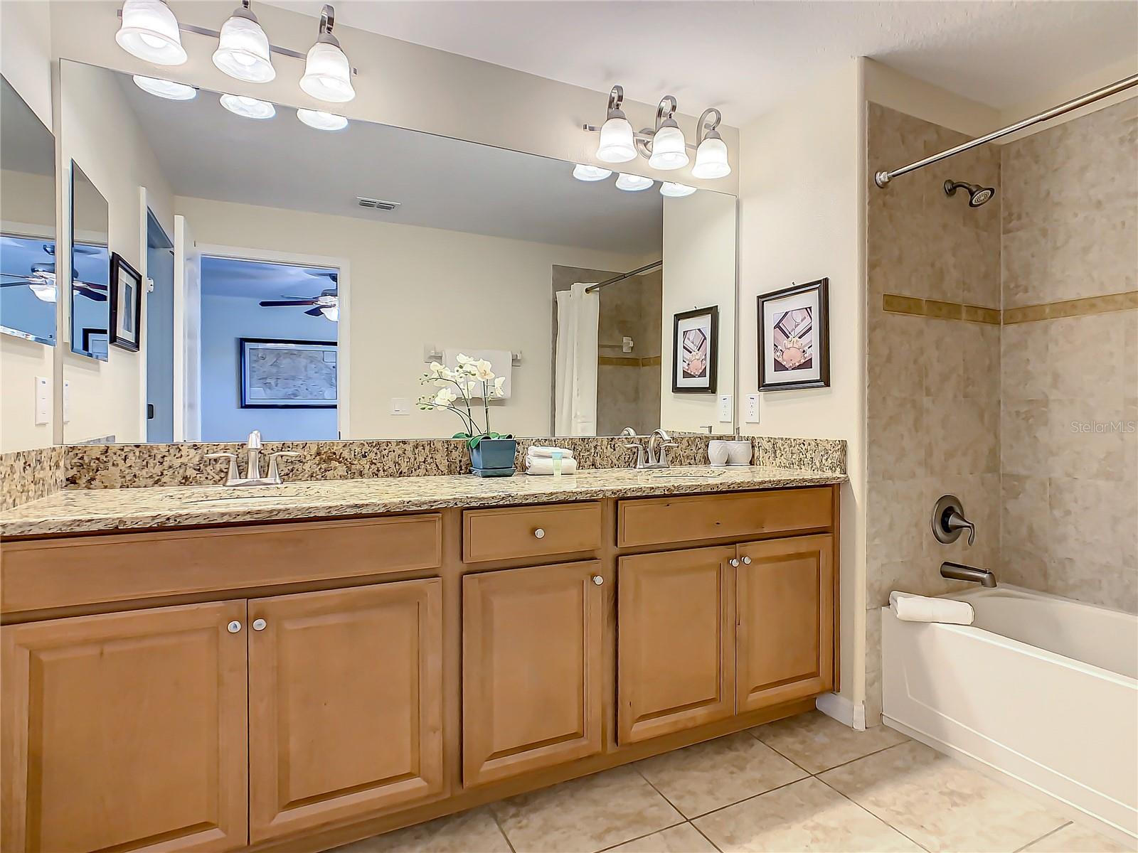 Image 19 of 35 For 3039 Beach Palm Avenue