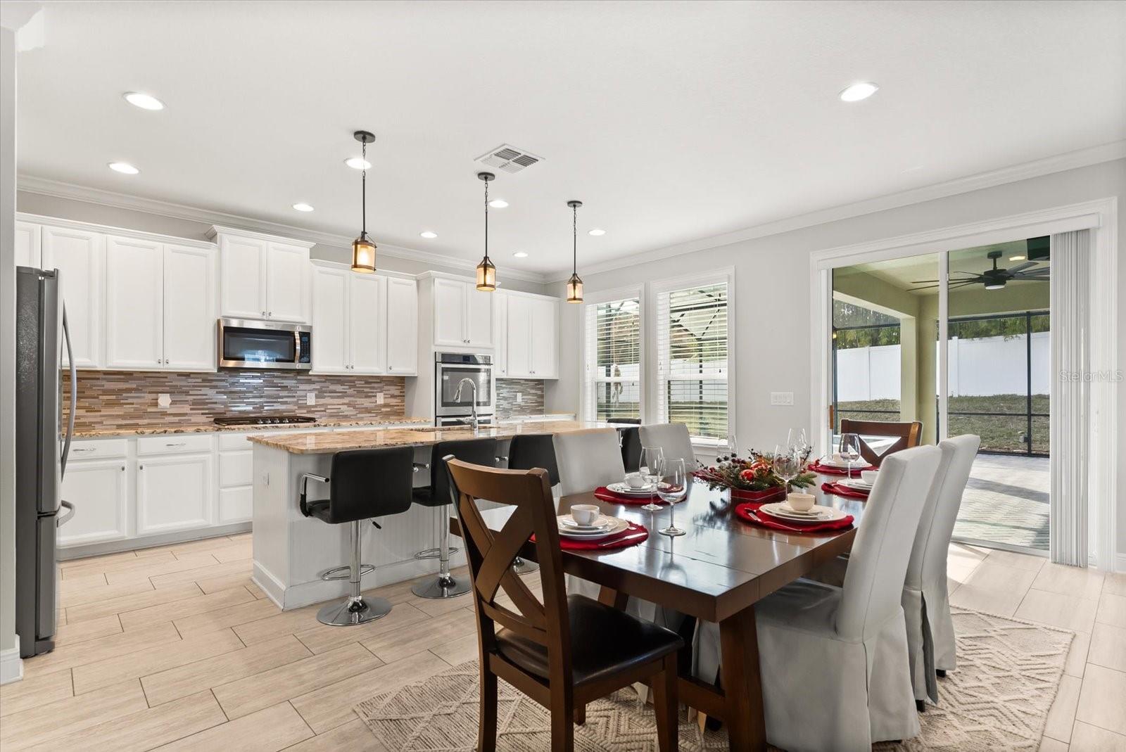 Image 13 of 53 For 4262 Caplock Street