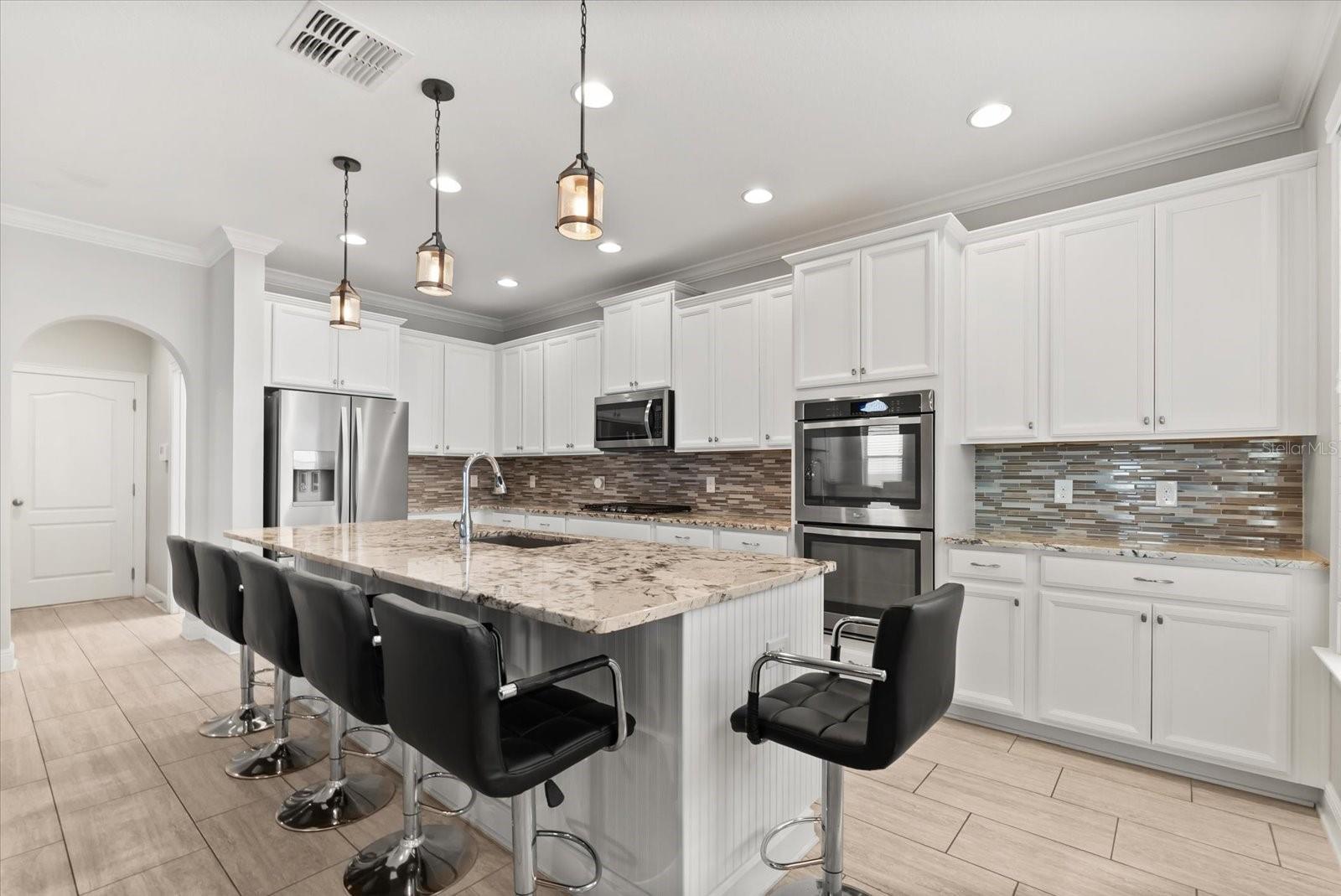 Image 14 of 53 For 4262 Caplock Street