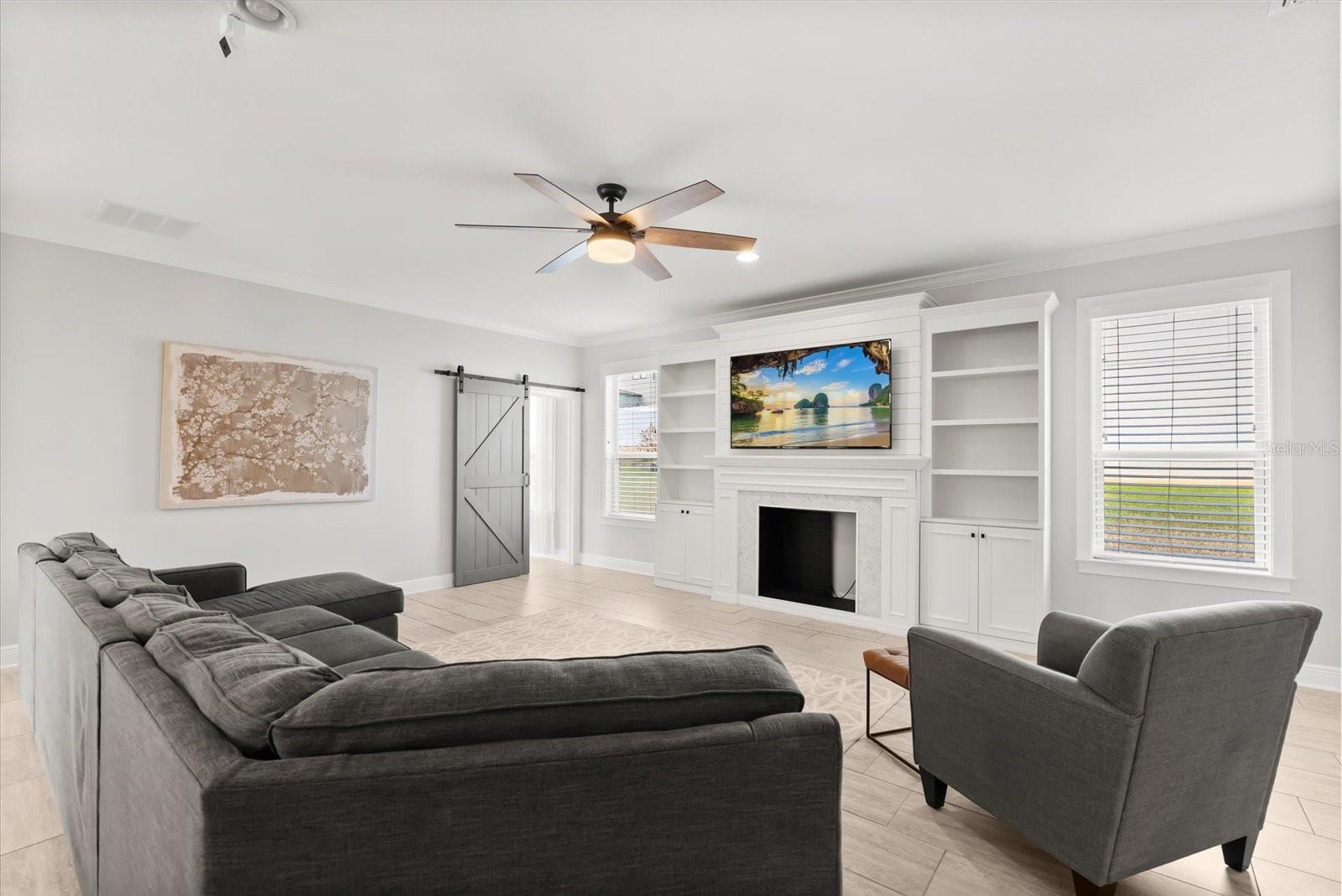 Image 9 of 53 For 4262 Caplock Street