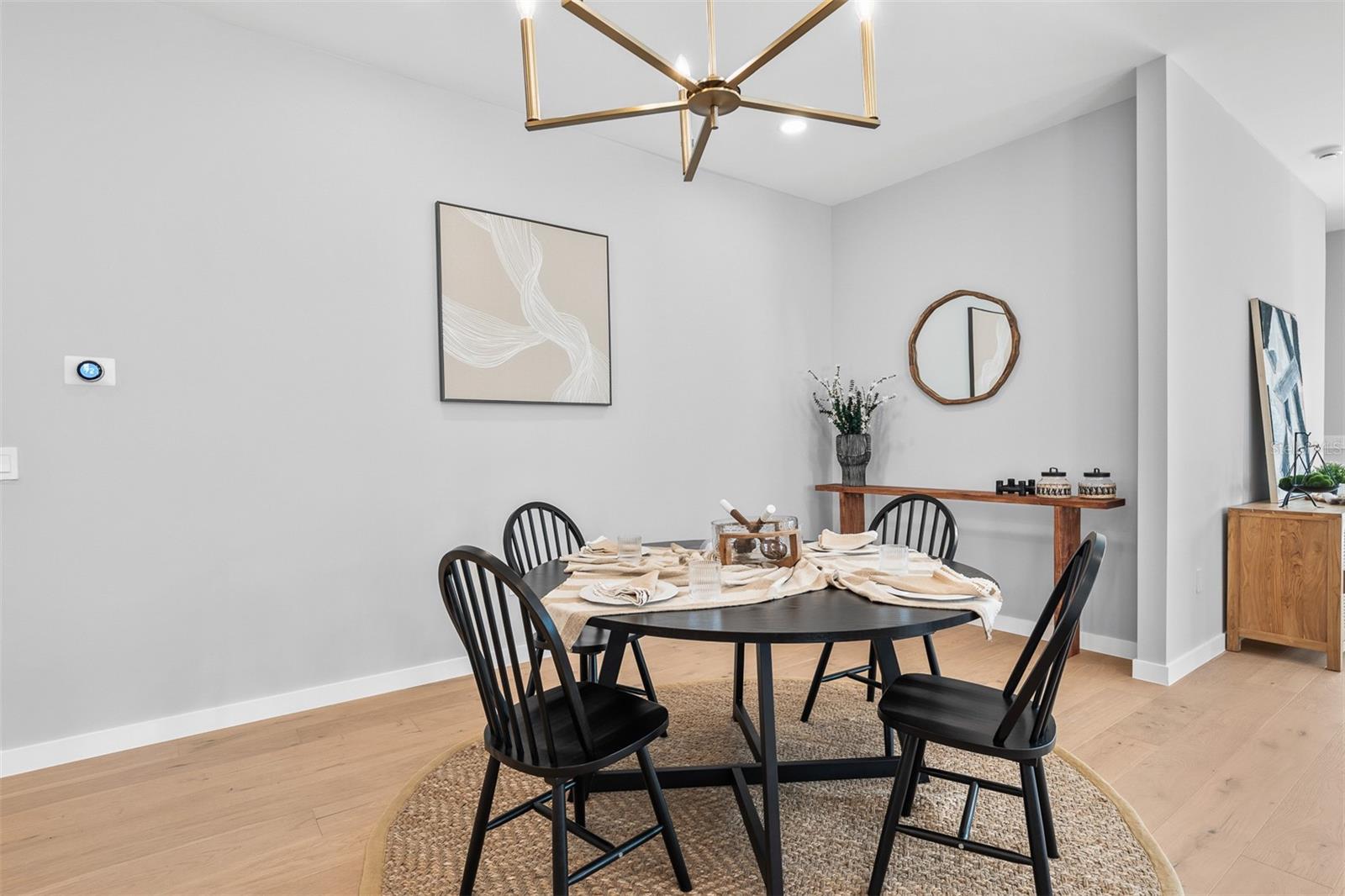 Image 15 of 69 For 22 Steele Street