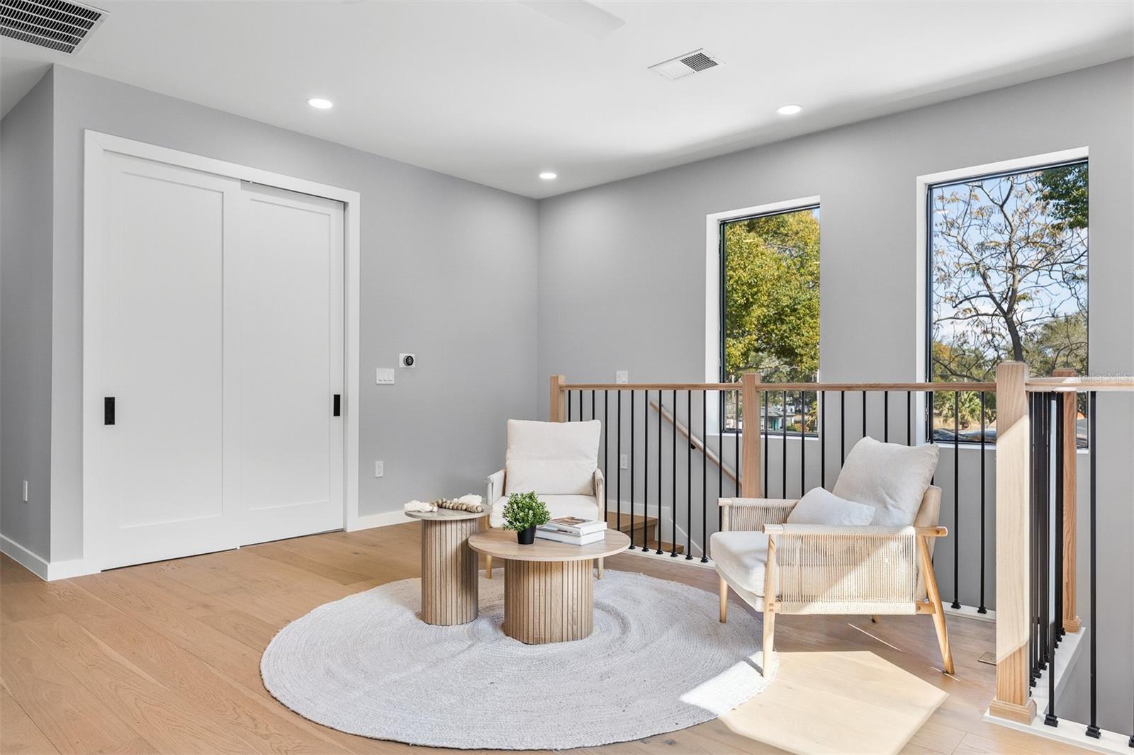 Image 53 of 69 For 22 Steele Street