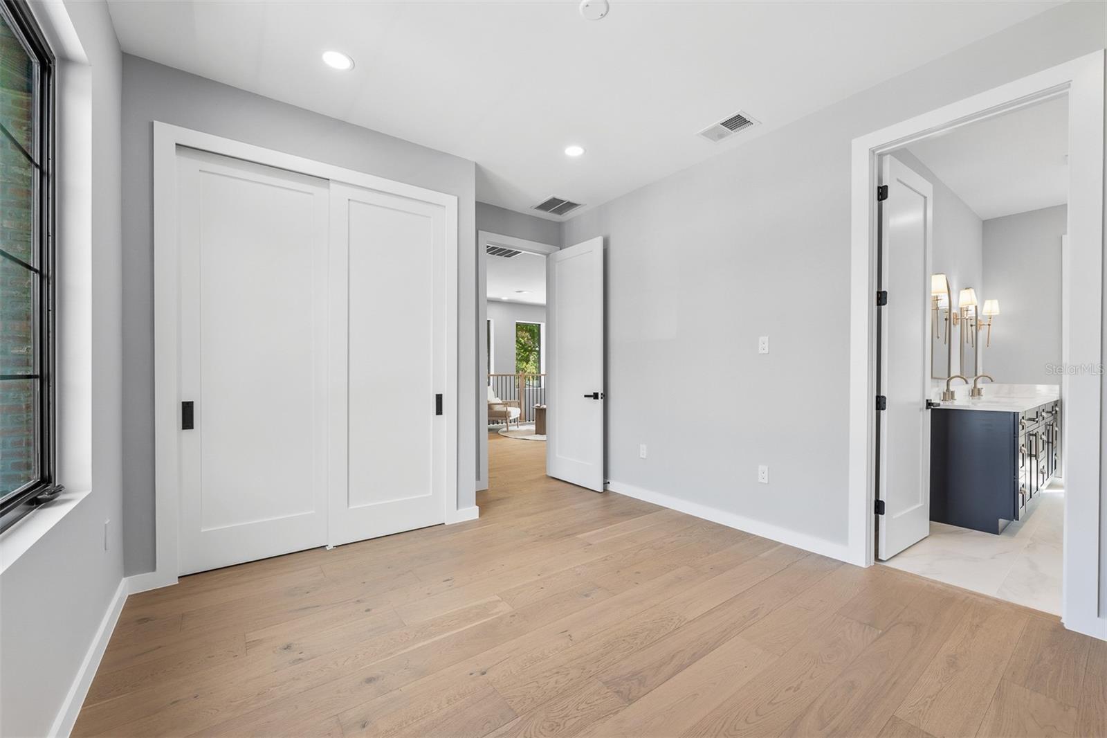 Image 61 of 69 For 22 Steele Street