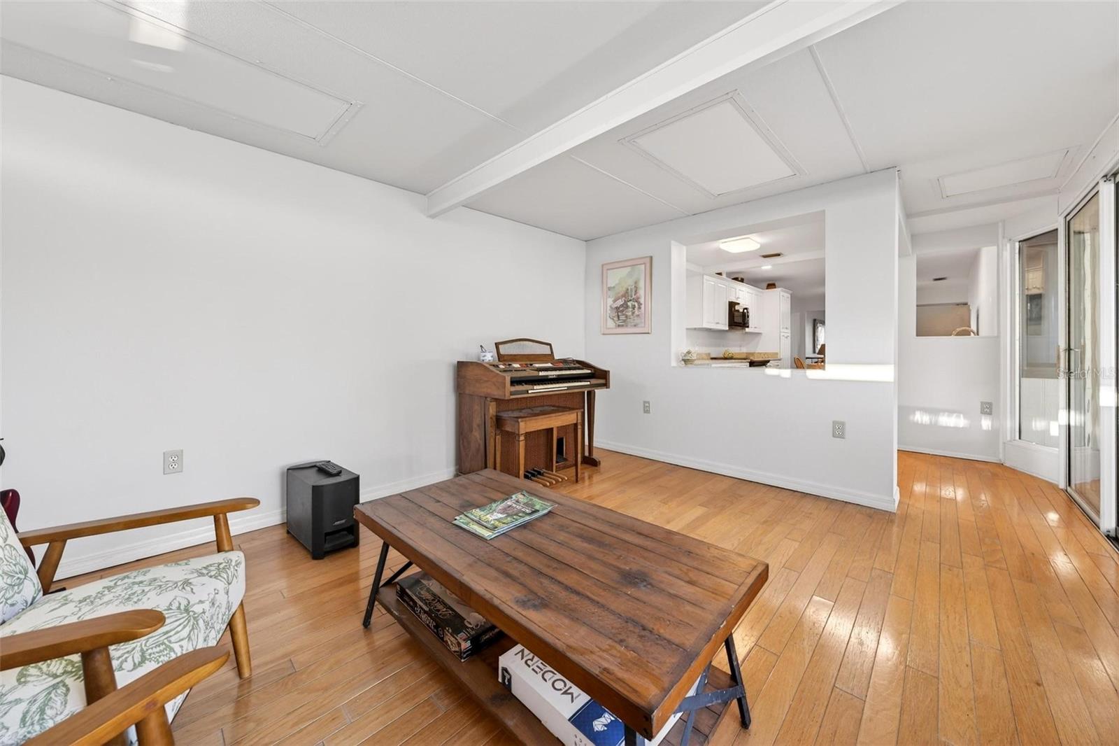 Image 20 of 71 For 3804 17th Street