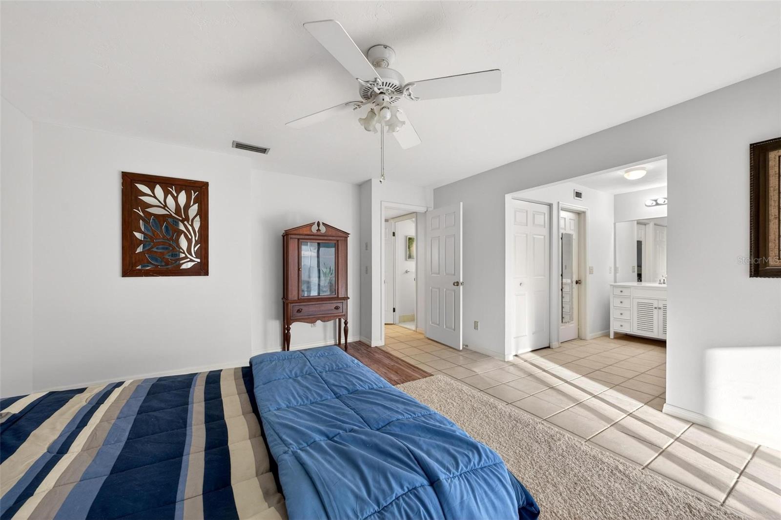 Image 28 of 71 For 3804 17th Street