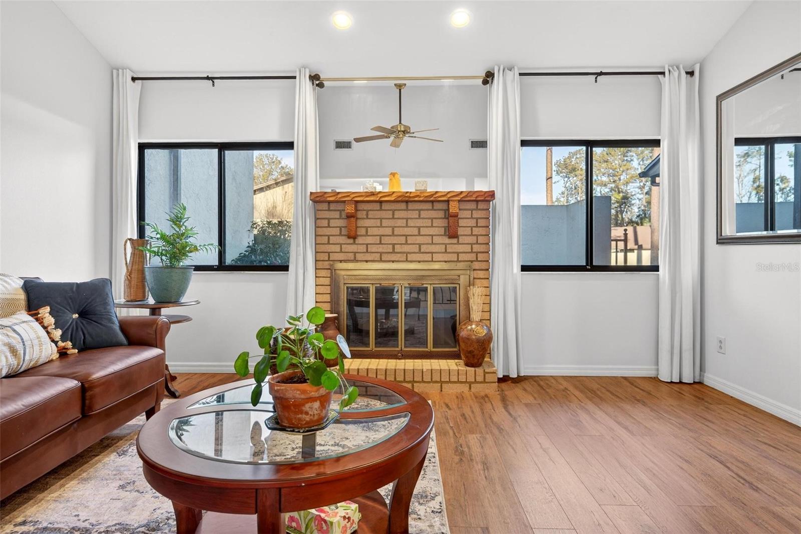 Image 4 of 71 For 3804 17th Street