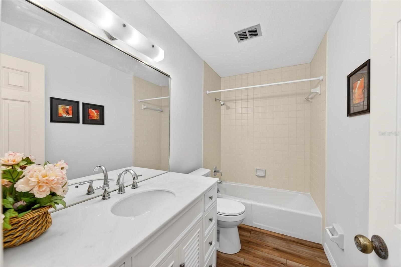 Image 48 of 71 For 3804 17th Street