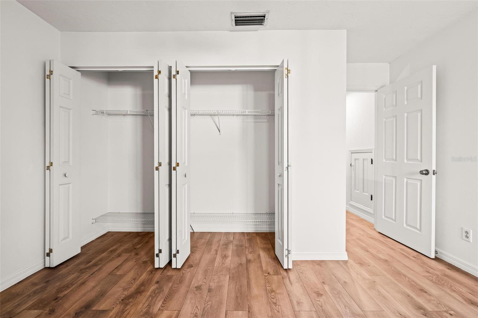 Image 52 of 71 For 3804 17th Street