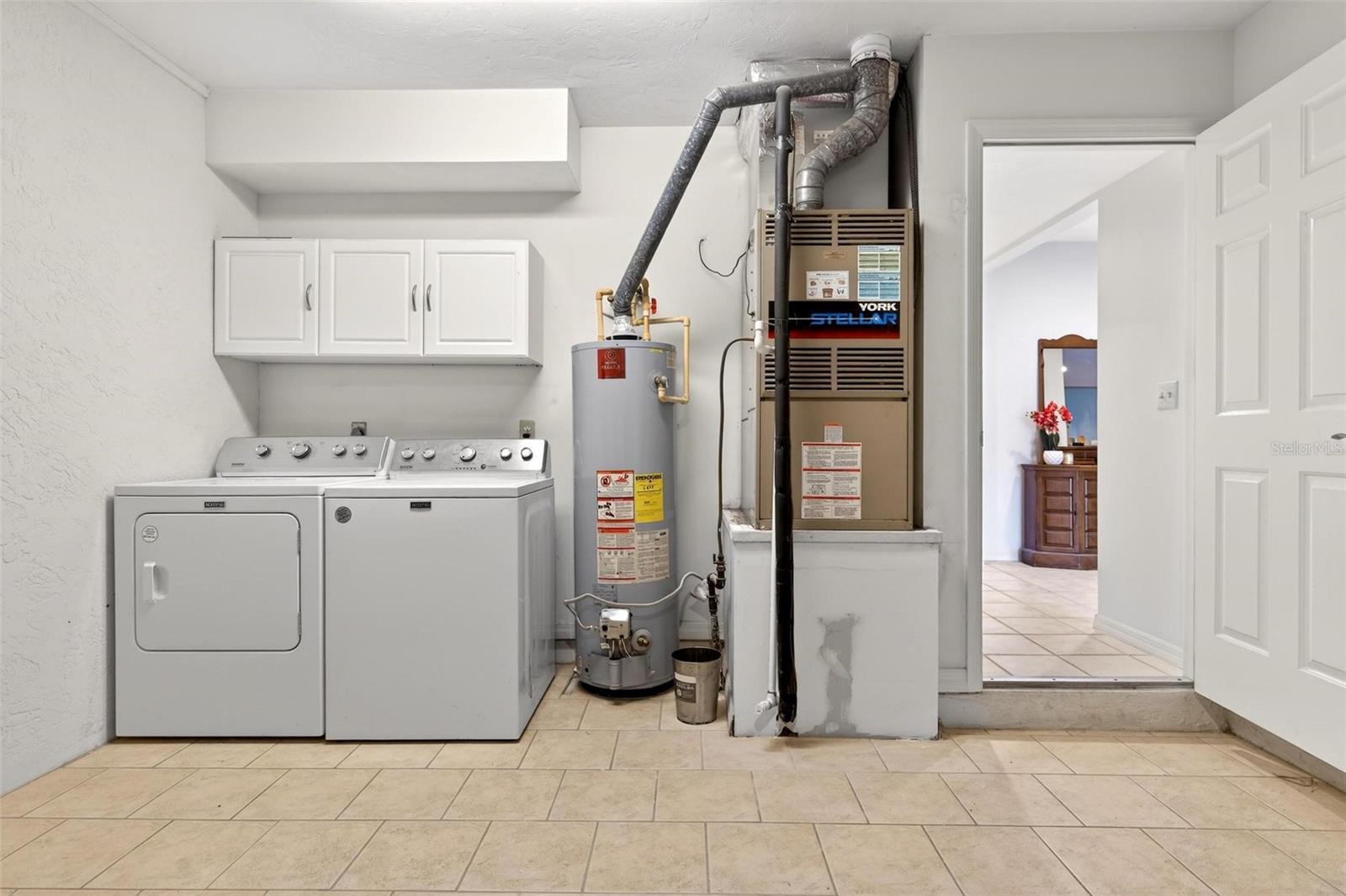 Image 53 of 71 For 3804 17th Street