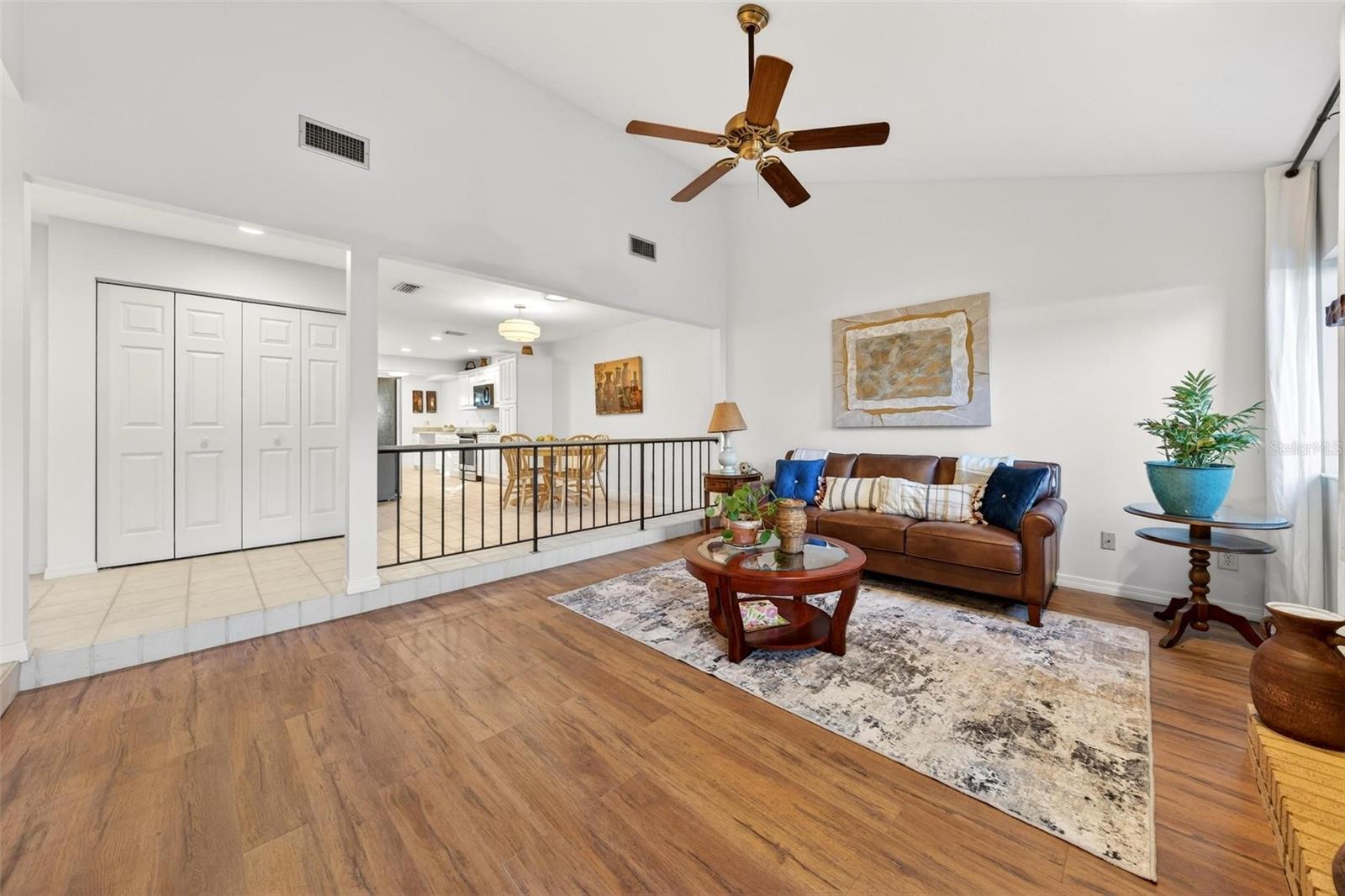 Image 7 of 71 For 3804 17th Street