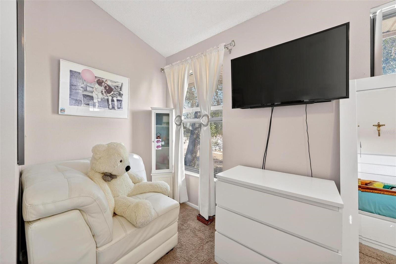 Image 10 of 23 For 1300 Woodman Way